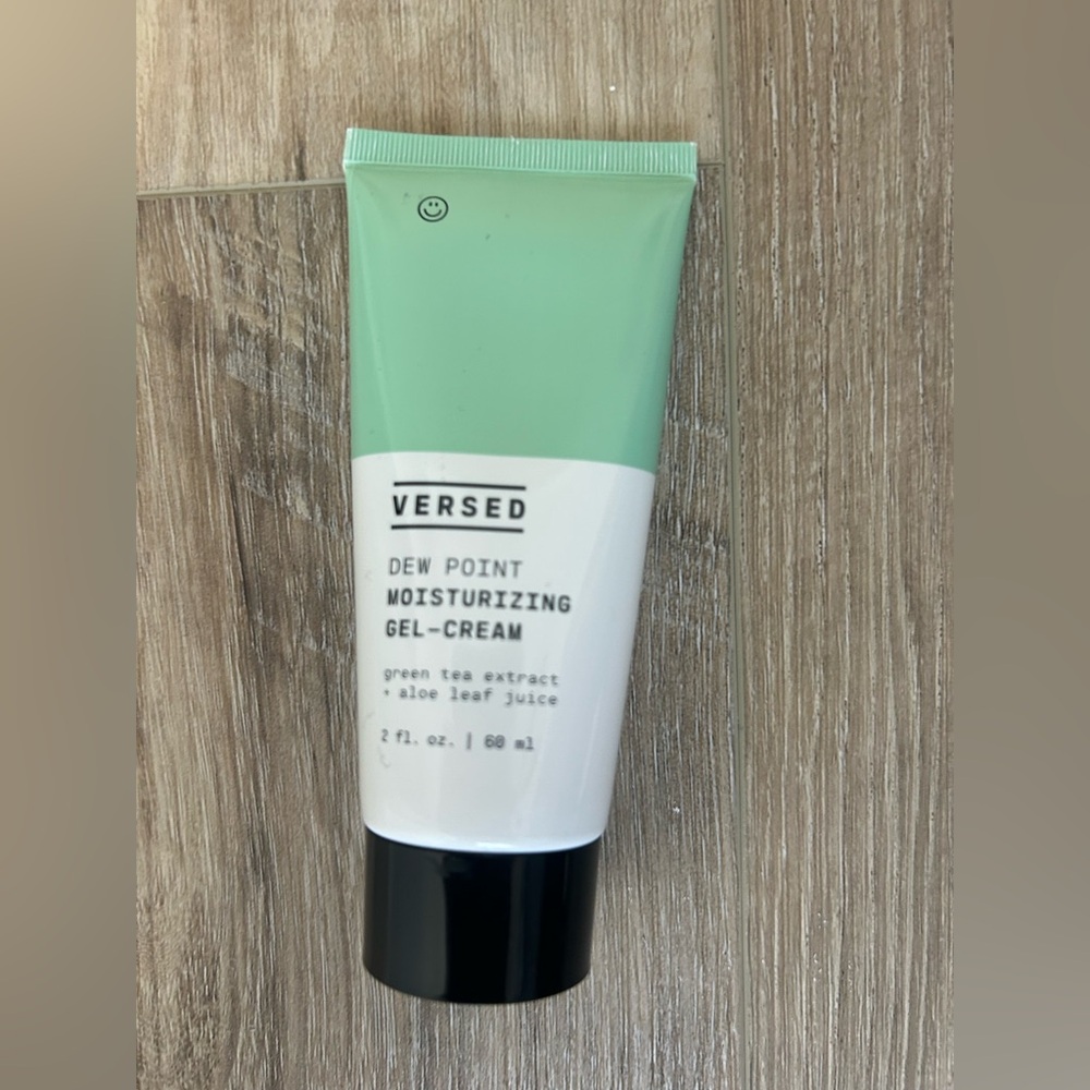 Versed Dew Point Moisturizing Gel-Cream